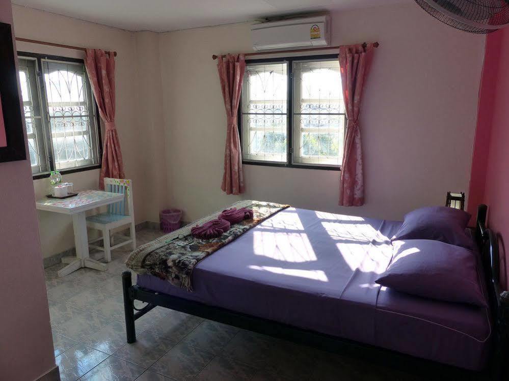 Kavil Guesthouse 2 Чиангмай Экстерьер фото