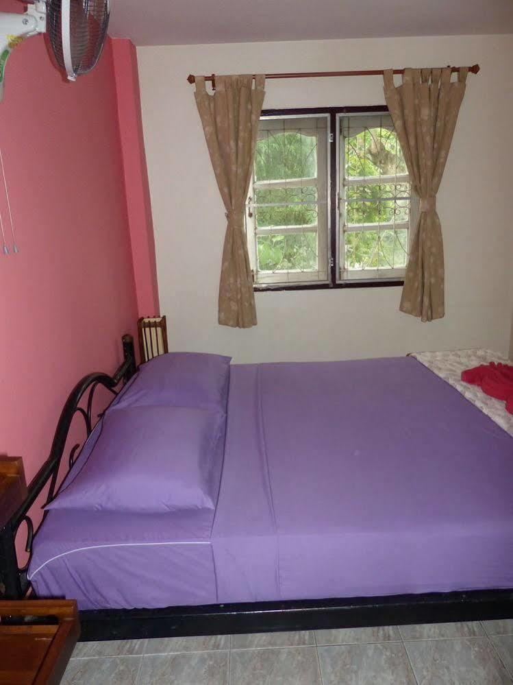 Kavil Guesthouse 2 Чиангмай Экстерьер фото